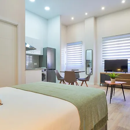 Apartment Del Parque Flats Estudio Capuchinos