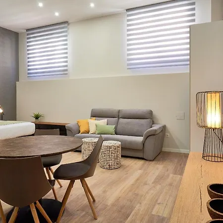 Apartment Del Parque Flats Estudio Capuchinos *