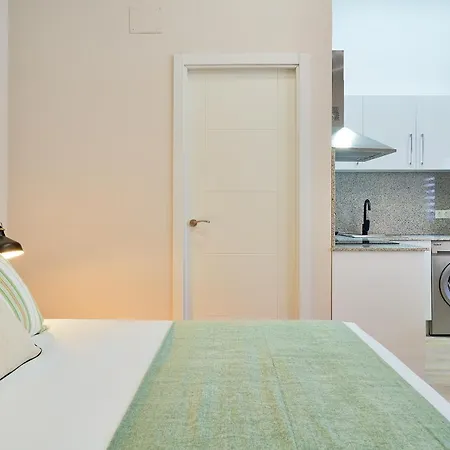 Apartment Del Parque Flats Estudio Capuchinos Malaga
