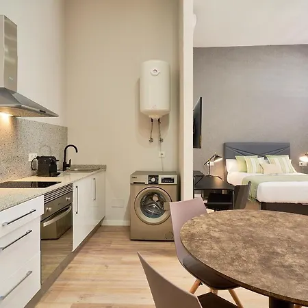 Del Parque Flats Estudio Capuchinos Apartment *
