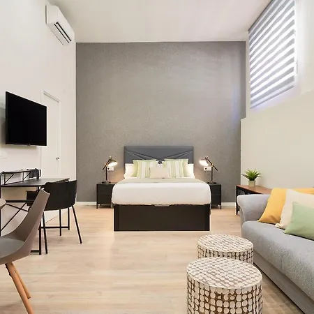Del Parque Flats Estudio Capuchinos Apartment